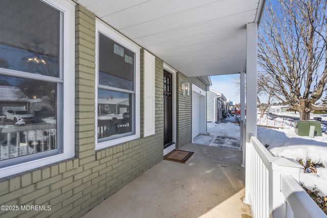 46 La Dunette Drive, Toms River, NJ 08757