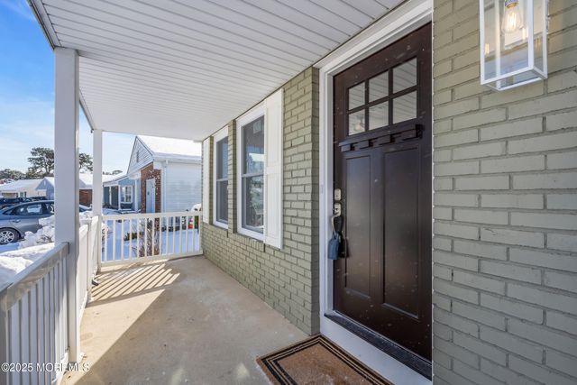 46 La Dunette Drive, Toms River, NJ 08757