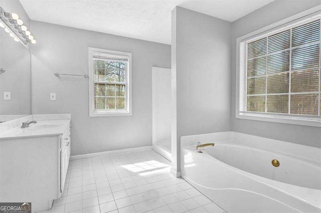 617 Creekstone Court, Jonesboro, GA 30236