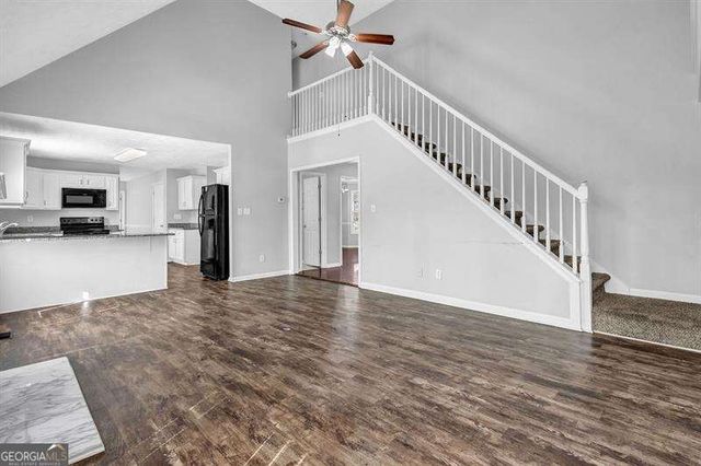 617 Creekstone Court, Jonesboro, GA 30236