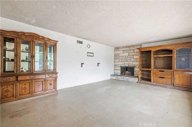 13050 Alexander Street, Sylmar, CA 91342