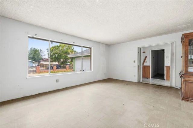 13050 Alexander Street, Sylmar, CA 91342