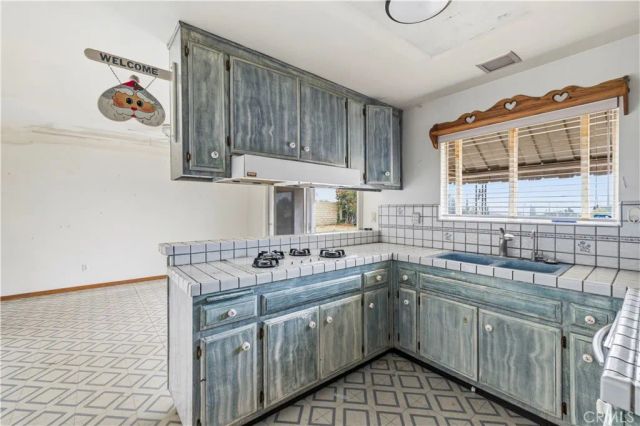 13050 Alexander Street, Sylmar, CA 91342