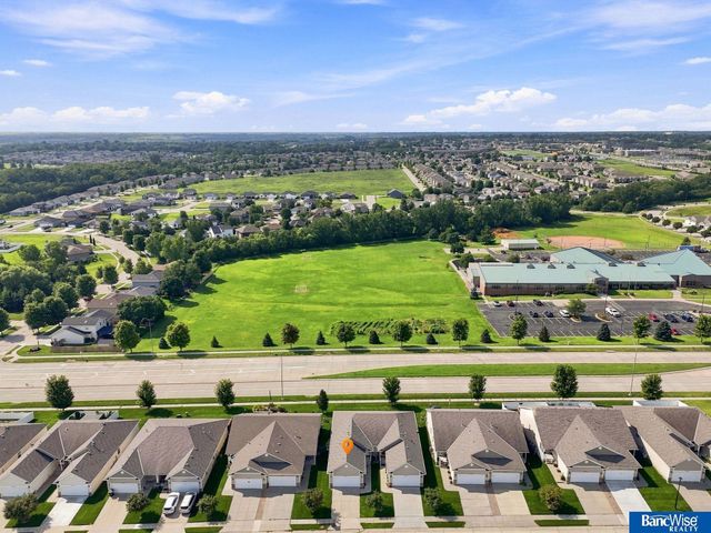 8915 Blacksmith Court, Lincoln, NE 68507