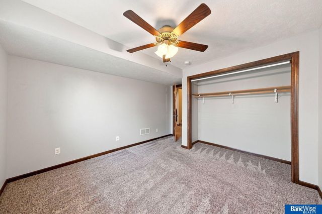 8915 Blacksmith Court, Lincoln, NE 68507