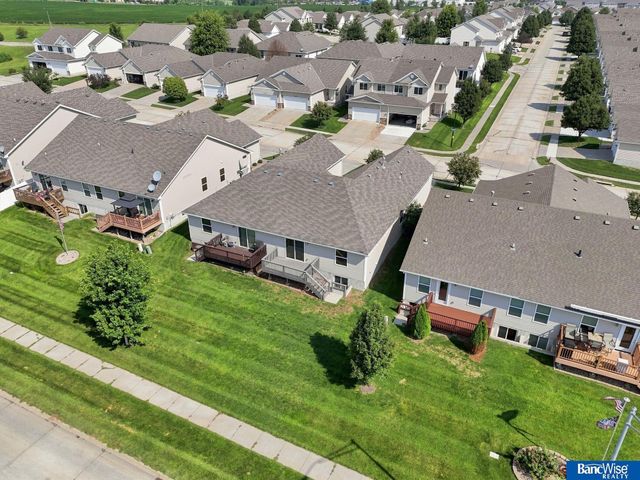8915 Blacksmith Court, Lincoln, NE 68507