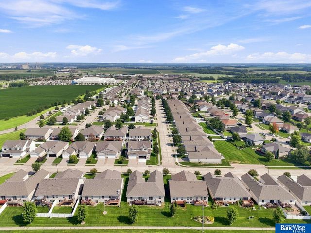 8915 Blacksmith Court, Lincoln, NE 68507