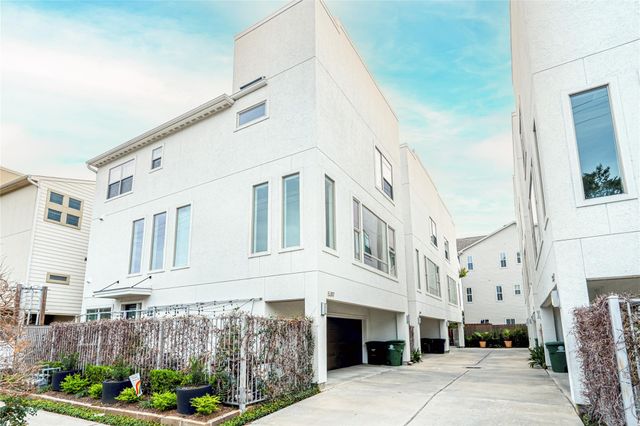 5321 Lillian Street, Houston, TX 77007