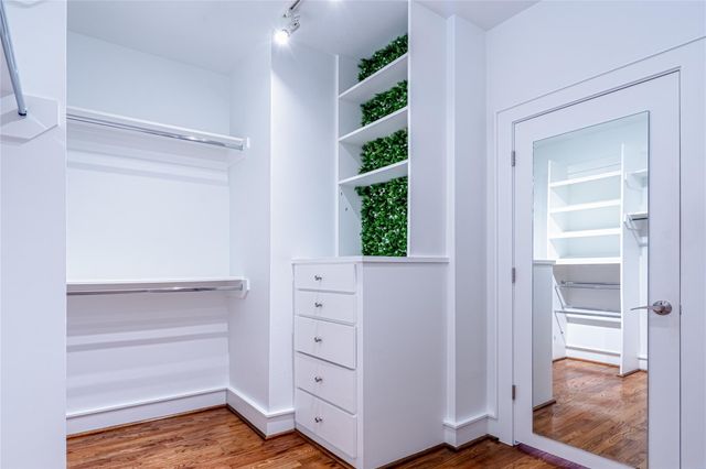 5321 Lillian Street, Houston, TX 77007