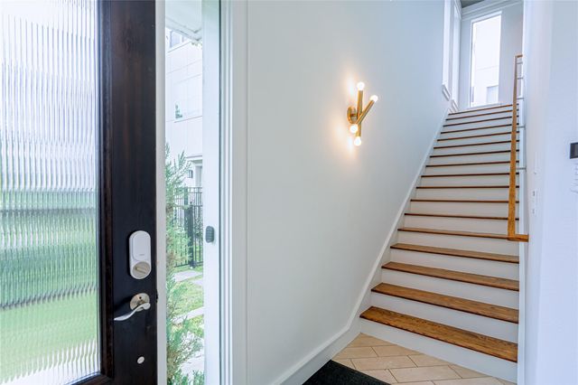 5321 Lillian Street, Houston, TX 77007