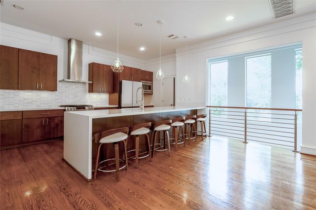 5321 Lillian Street, Houston, TX 77007