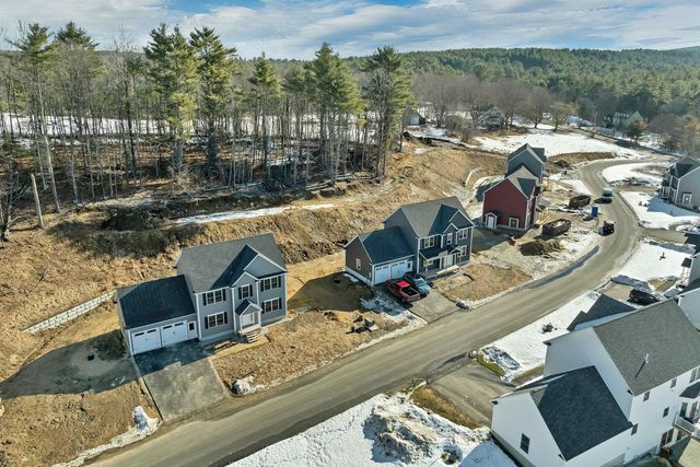 12 Shelburne Lane, Concord, NH 03301