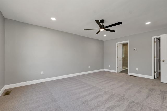 12 Shelburne Lane, Concord, NH 03301