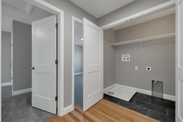 12 Shelburne Lane, Concord, NH 03301