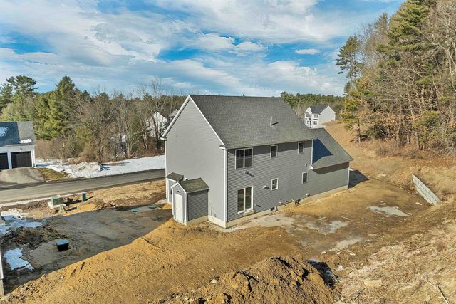 12 Shelburne Lane, Concord, NH 03301