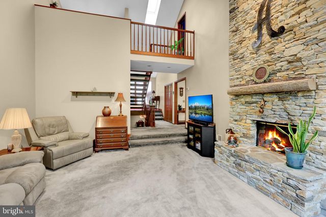 814 HOLLY LN, Lebanon, PA 17042