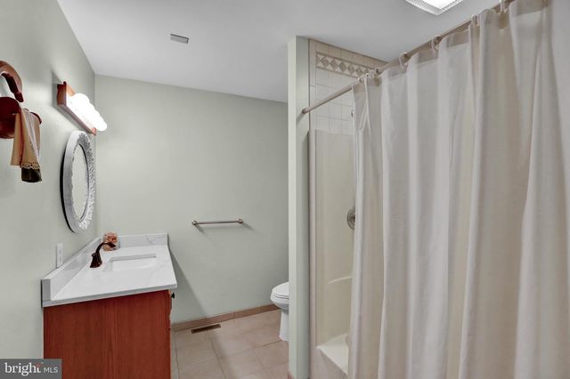 814 HOLLY LN, Lebanon, PA 17042