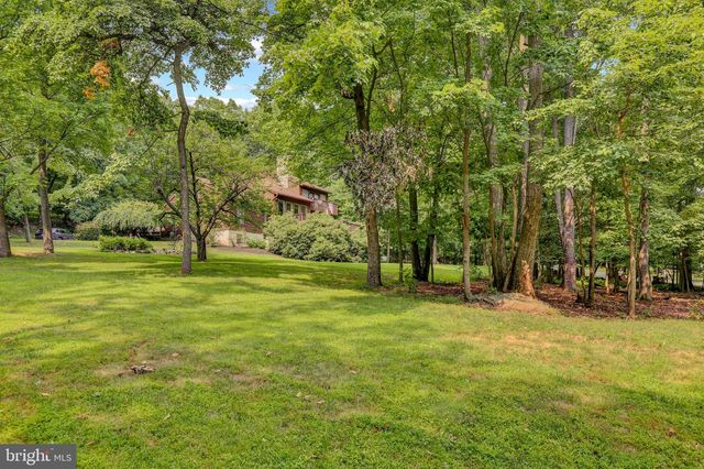 814 HOLLY LN, Lebanon, PA 17042