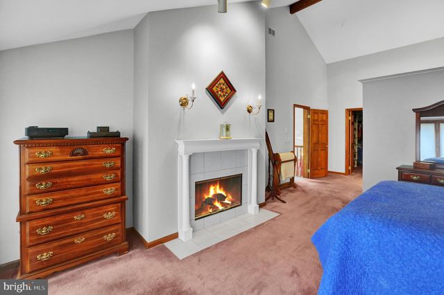 814 HOLLY LN, Lebanon, PA 17042