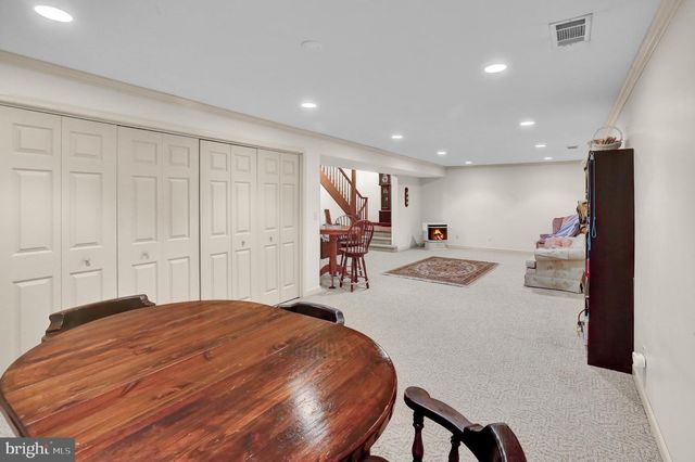 814 HOLLY LN, Lebanon, PA 17042