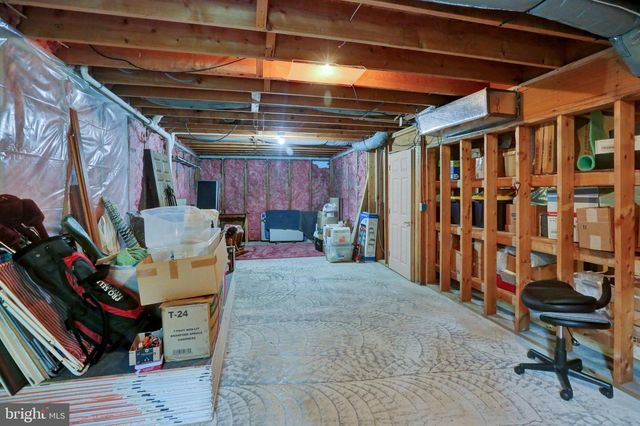 814 HOLLY LN, Lebanon, PA 17042