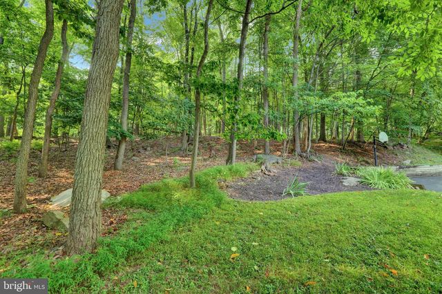 814 HOLLY LN, Lebanon, PA 17042