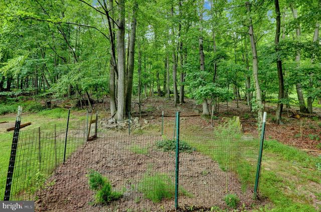 814 HOLLY LN, Lebanon, PA 17042