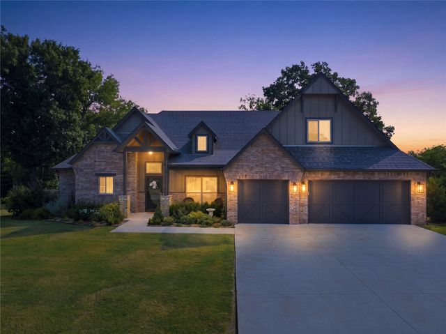 4525 S Ivy Avenue, Sand Springs, OK 74063