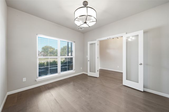 4525 S Ivy Avenue, Sand Springs, OK 74063