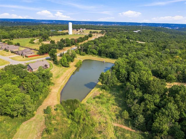 4525 S Ivy Avenue, Sand Springs, OK 74063