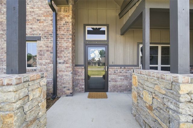 4525 S Ivy Avenue, Sand Springs, OK 74063