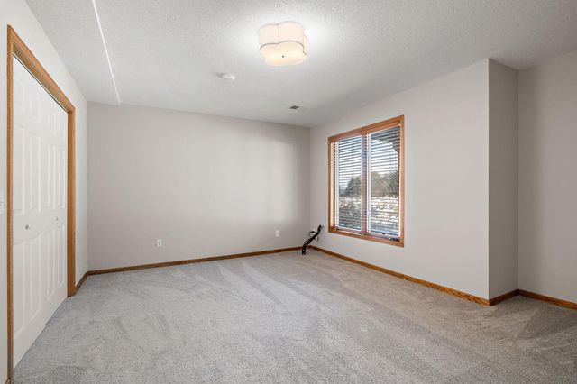 18340 Roosevelt Circle NW, Elk River, MN 55330