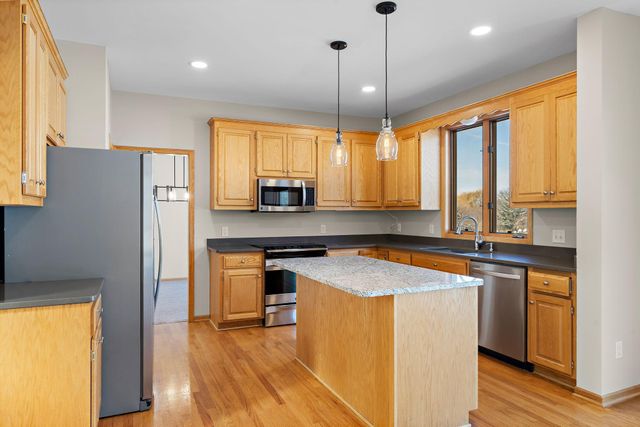 18340 Roosevelt Circle NW, Elk River, MN 55330