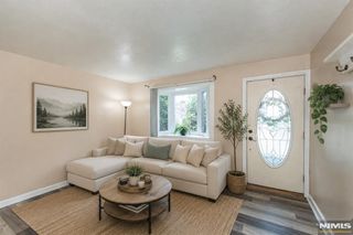 7 Hobart Place, Clifton, NJ 07011