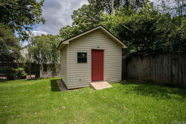 1321 Faircove Loop, North Little Rock, AR 72116