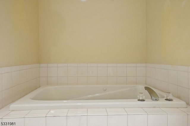 25 Cadence Ct, Morris Twp., NJ 07960