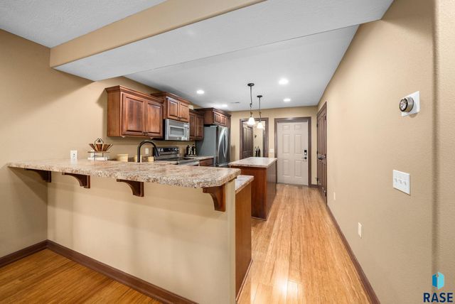 5511 E Eastbridge Pl Place, Sioux Falls, SD 57110