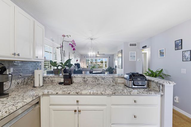 53 Woodland Drive 207, Vero Beach, FL 32962