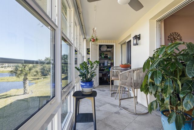 53 Woodland Drive 207, Vero Beach, FL 32962