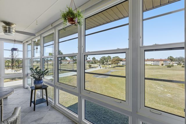 53 Woodland Drive 207, Vero Beach, FL 32962