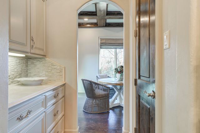 11410 Topeka Avenue, Lubbock, TX 79424