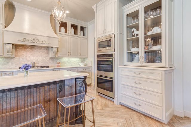 11410 Topeka Avenue, Lubbock, TX 79424