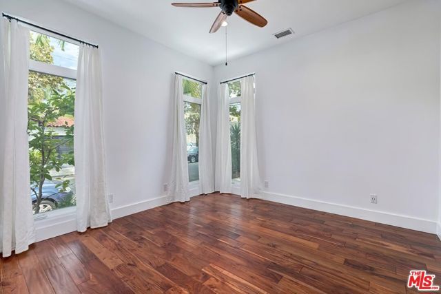 7270 Waring Avenue, Los Angeles, CA 90046