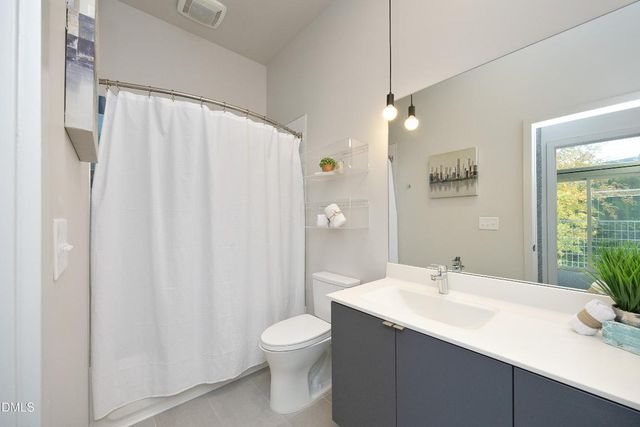 600 S Duke Street 26, Durham, NC 27701