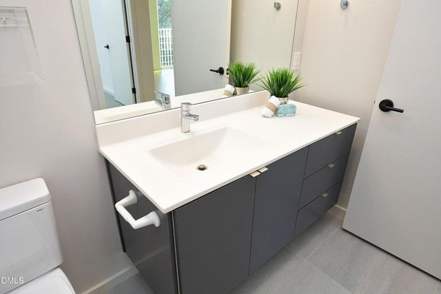 600 S Duke Street 26, Durham, NC 27701