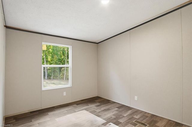 124 Kameron Court, Madison, NC 27025