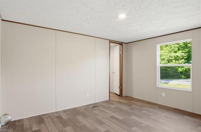 124 Kameron Court, Madison, NC 27025