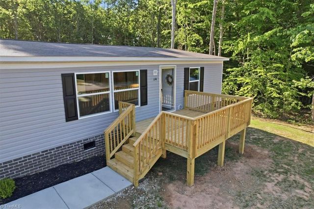 124 Kameron Court, Madison, NC 27025