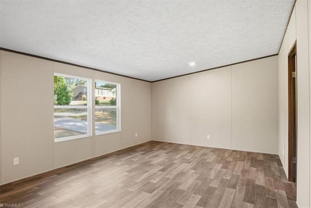 124 Kameron Court, Madison, NC 27025