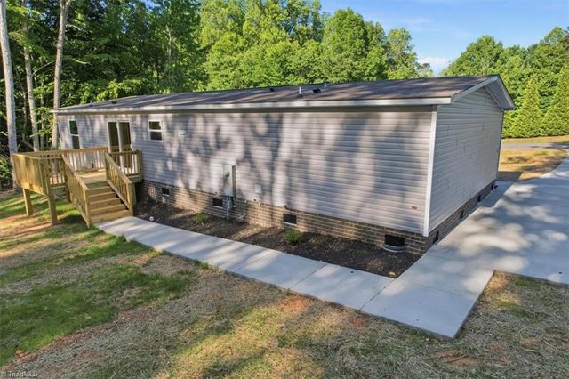 124 Kameron Court, Madison, NC 27025